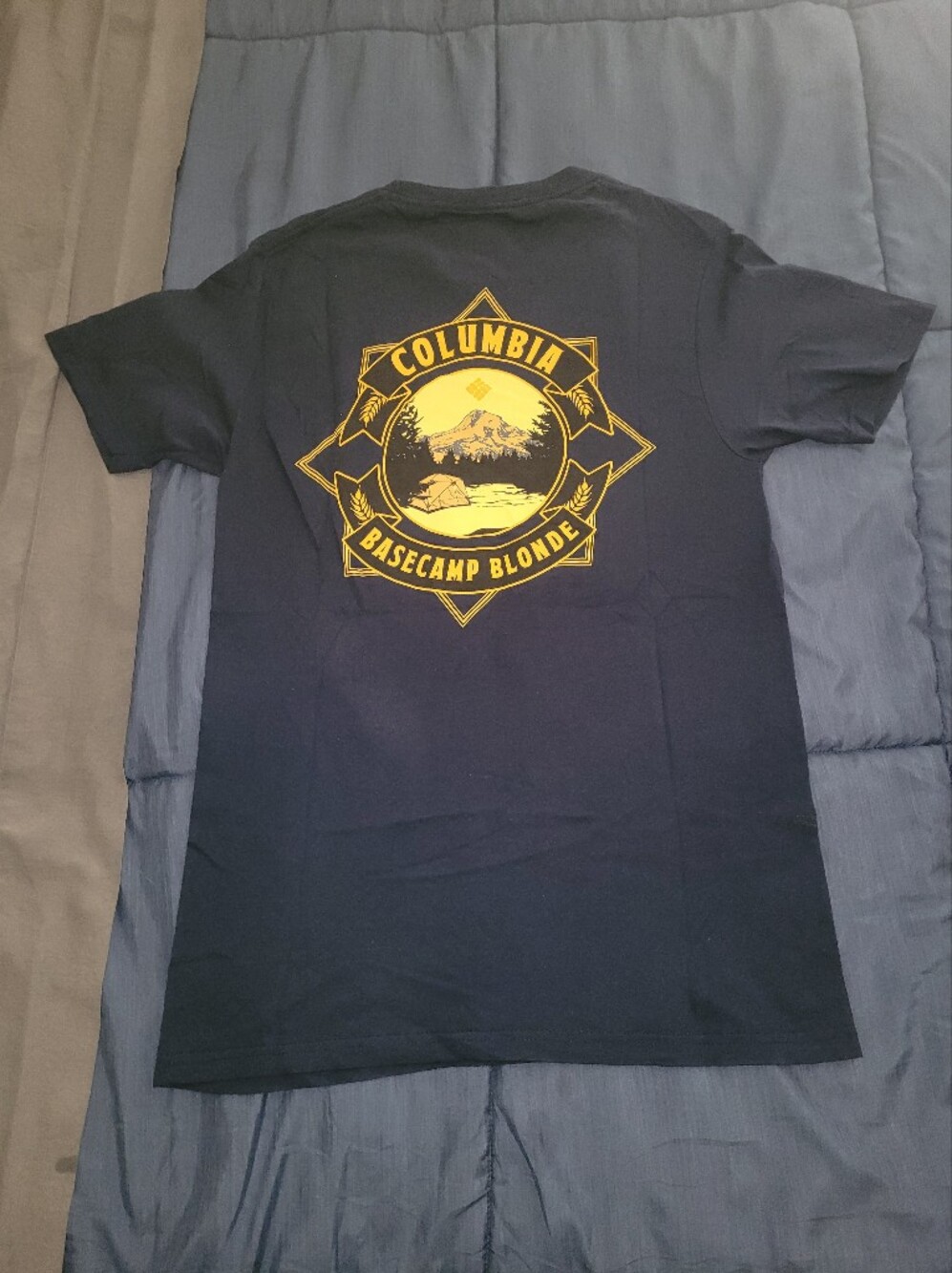 Columbia Navy T-Shirt with Yellow Logo Sz S and Mixed Short Sets Sz 29' - 32' - Picture 4 of 16